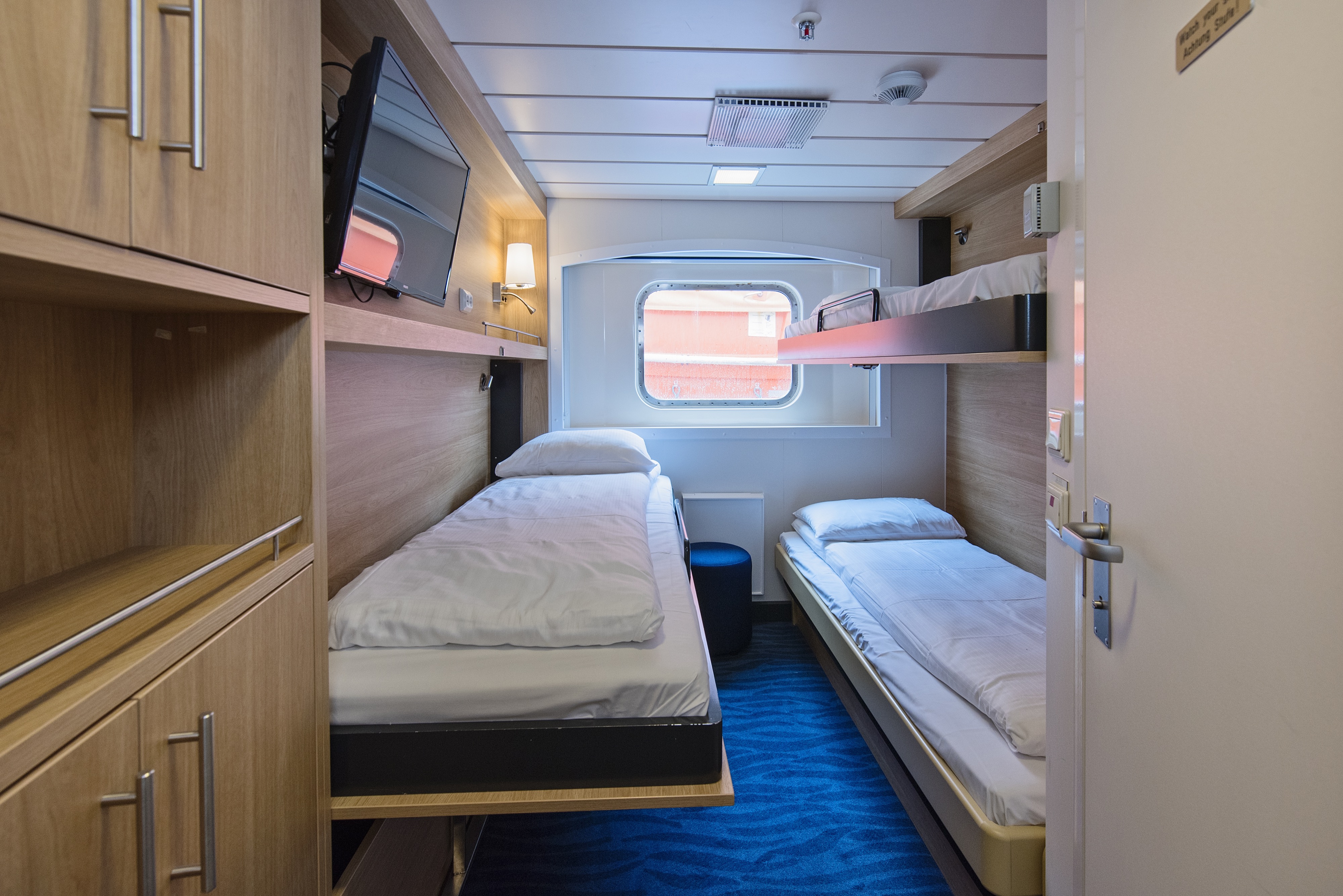 Polar Outside | Triple on upper or middle deck with window (restricted view)